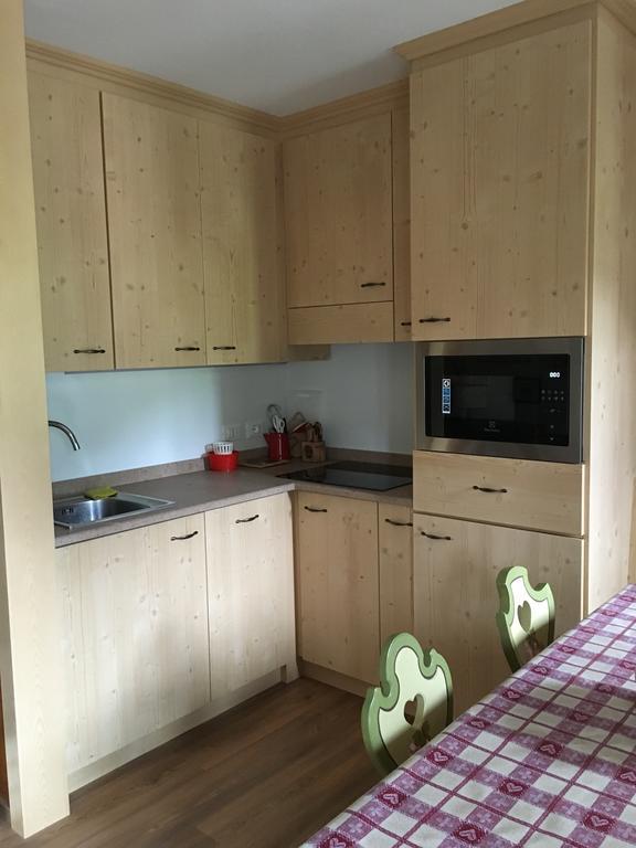 Ciasa Sot Croze Apartment ปอซซาดิฟัซซา ภายนอก รูปภาพ